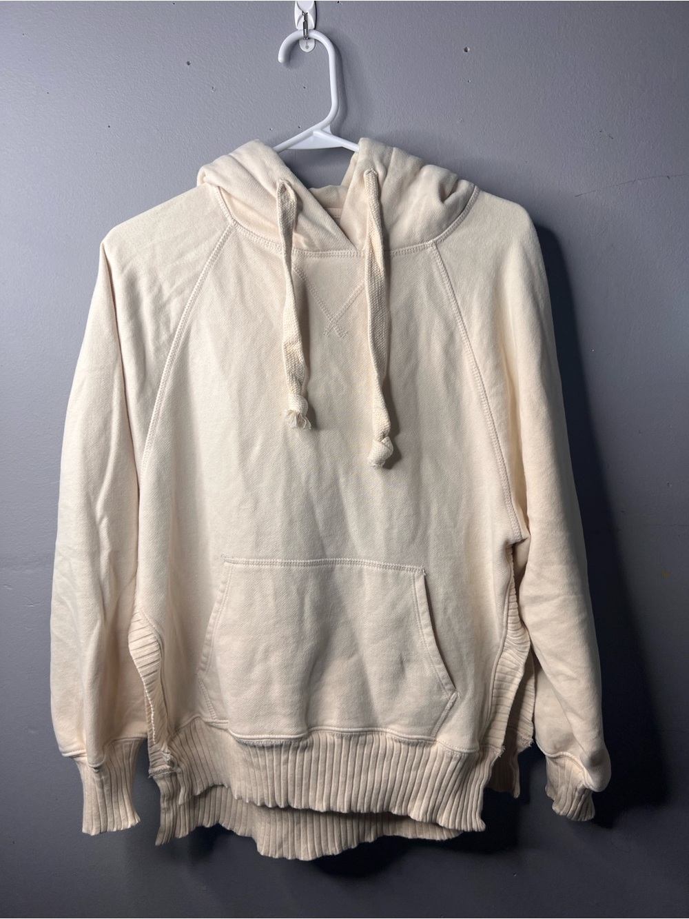 American Eagle Cream Pullover Hoodie